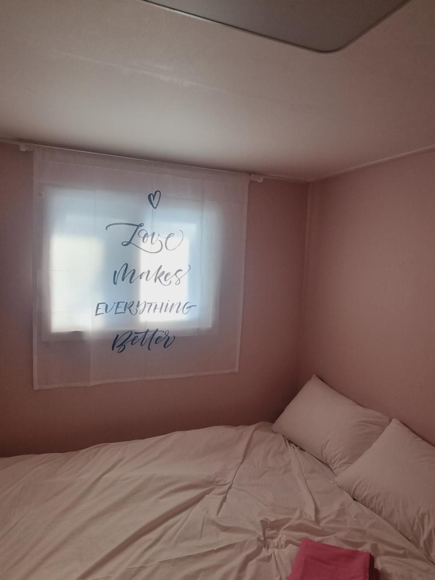 Space Guesthouse โซล ภายนอก รูปภาพ